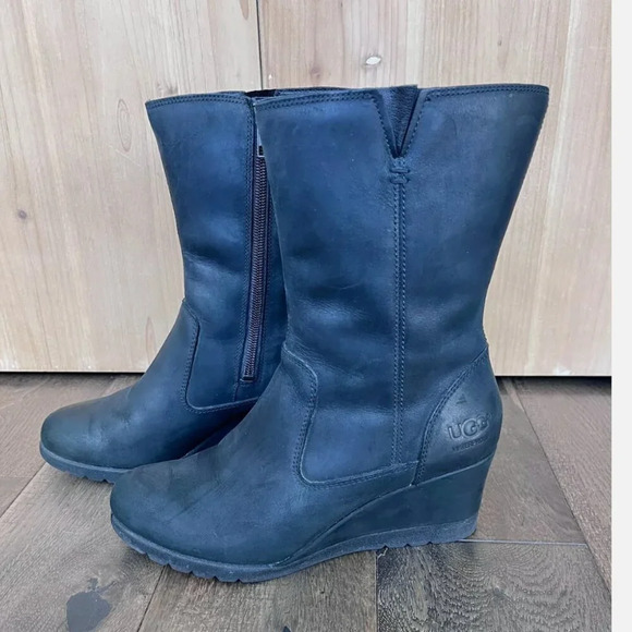 Ugg Australia Joely Leather Wedge Boot Size 6/37 Black Waterproof Shearling - Picture 5 of 9